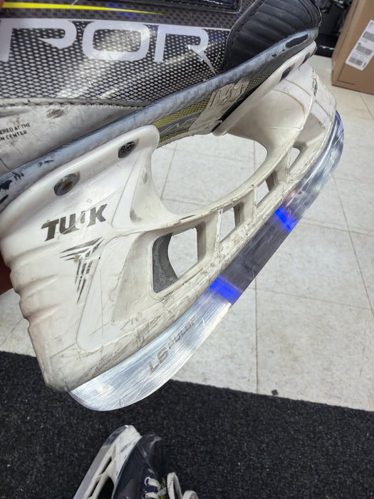 Used Bauer Vapor 3x Size 1.5D Skates