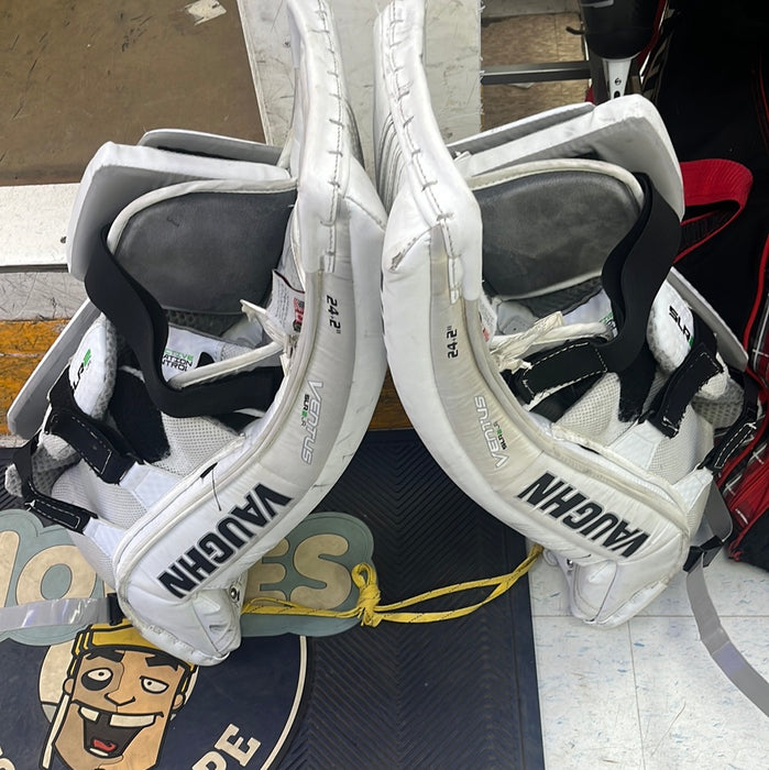Used Vaughn Ventus SLR2 24+2 Goal Pads