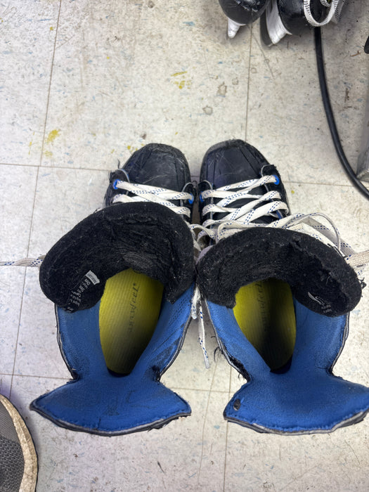 Used Bauer Nexus 2N Size 8.5D Skates