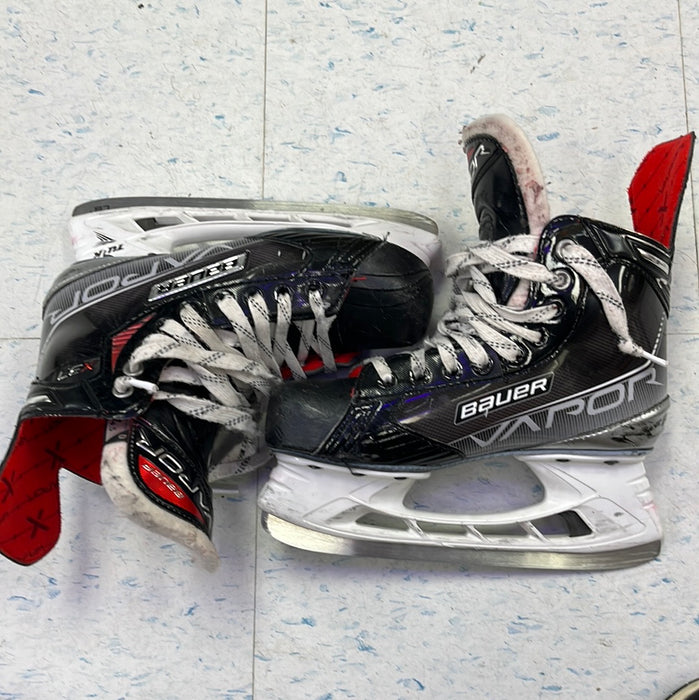 Used Bauer Vapor X3.7 Size 4.5 Player Skates