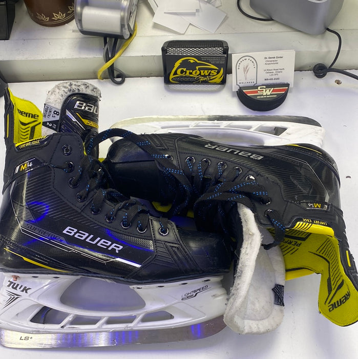 Used Bauer Supreme M4 Size 8.5 Fit 2 Skates