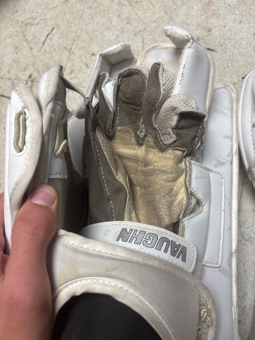 Used Vaughn Velocity Goalie Catcher And Blocker Full Right Size Senior