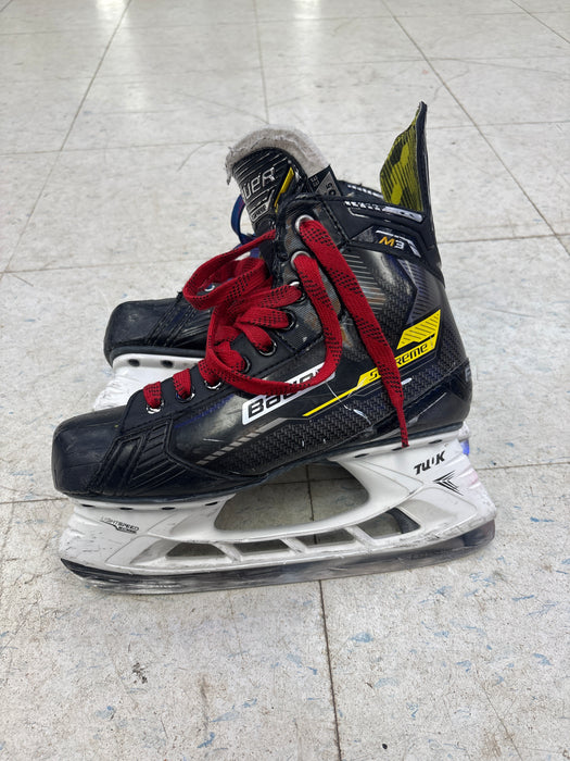 Used Bauer Supreme M3 Size 5.5 EE Skates