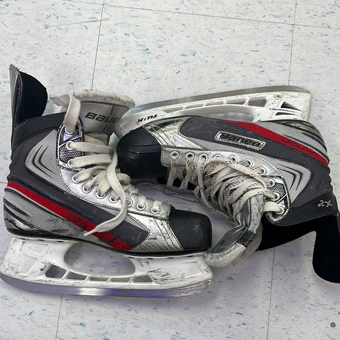 Used Bauer Vapor X2.0 Size 9.5 Player Skates