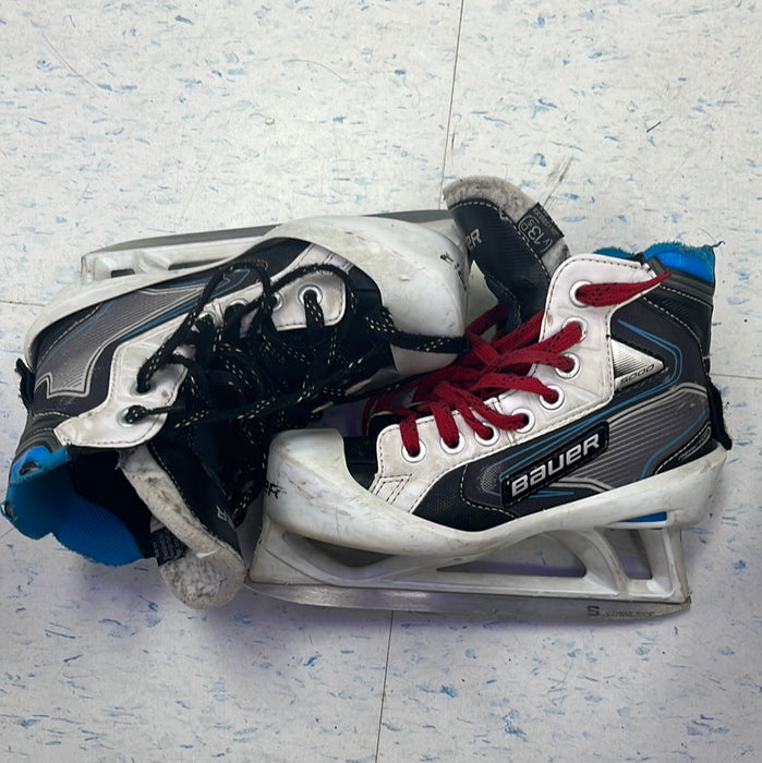 Used Bauer Reactor 5000 Youth Size 13.5 Goal Skates