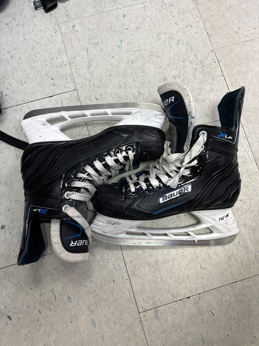 Used Bauer XLP Size 5.0 Intermediate Skates