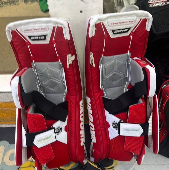 Used Vaughn Velocity V9 28+2 Goal Pads