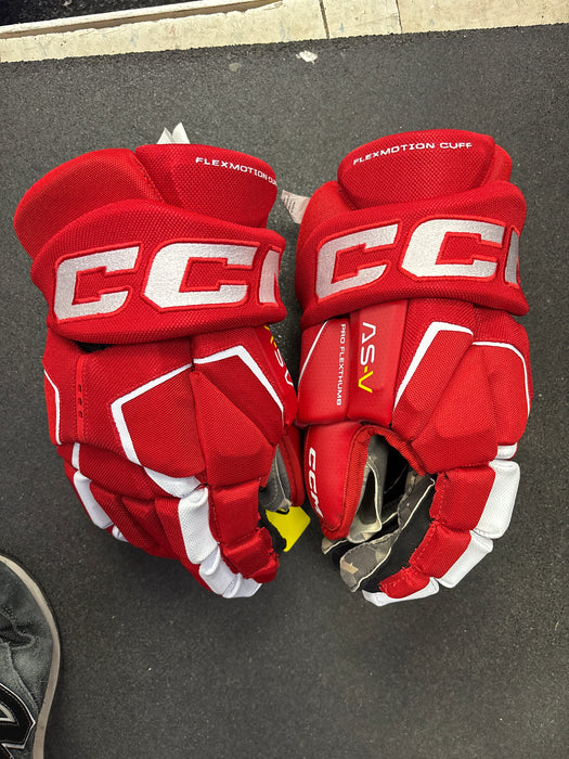CCM Tacks AS-V Senior Gloves