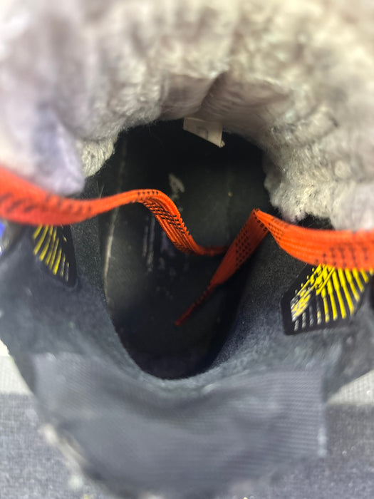 Used CCM SuperTacks 9380 Goalie Skates Size 5.5