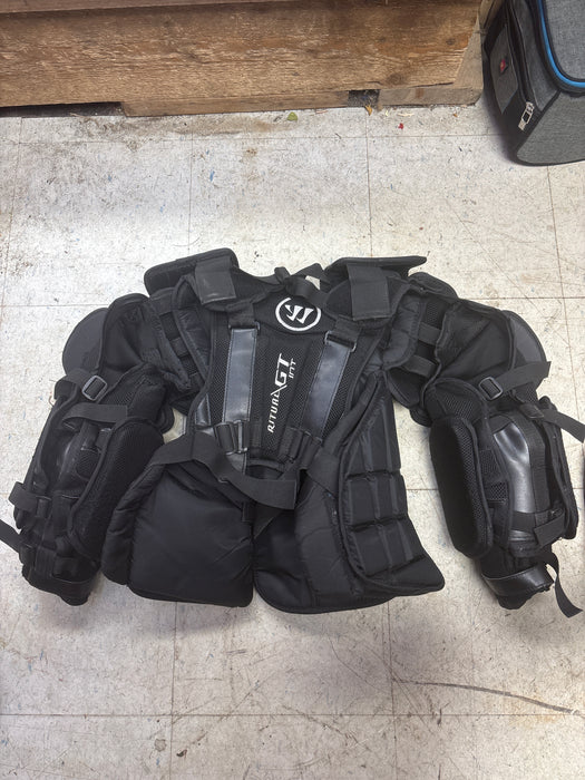 Used Warrior R/GT Chest Protector Size Intermediate Small-Medium