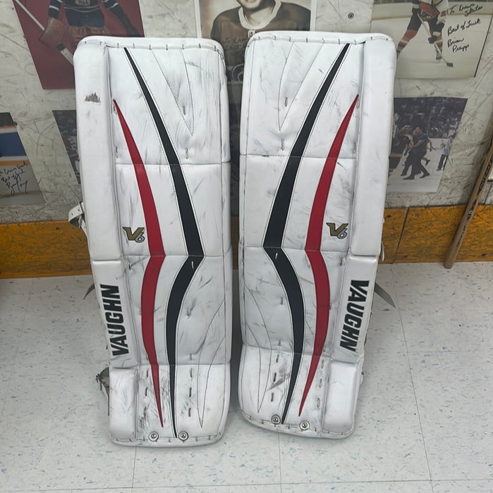 Used Vaughn Velocity V6 31+2 Goal Pads
