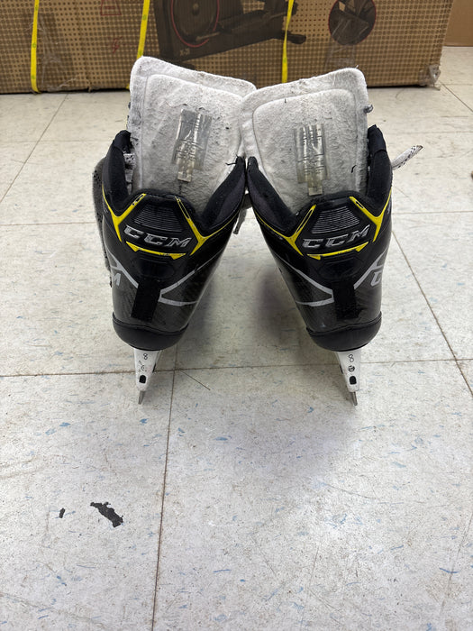 Used CCM Super Tacks 9370 Size 8.0 D Goal Skate
