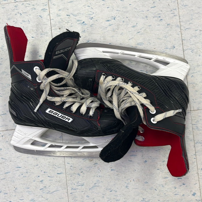 Used Bauer NS Size 4 Player Skates