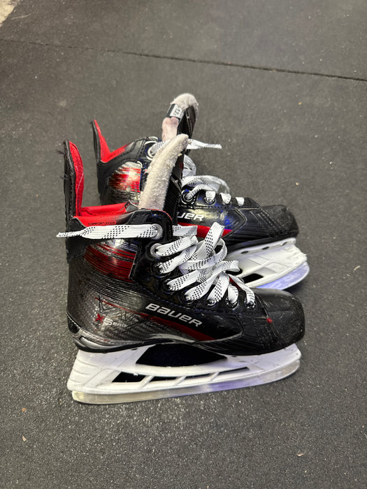 Used Bauer Vapor X5Pro Skates Size 13.5D