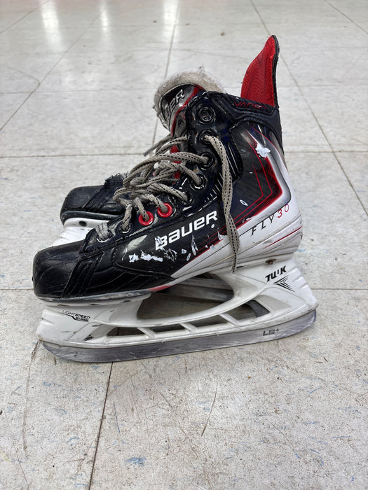 Used Bauer Vapor Fly30 Size 4.0 D Skates