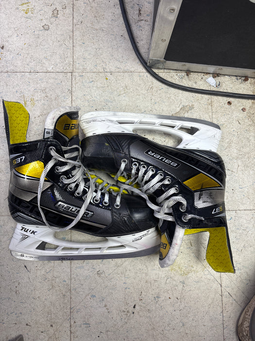 Used Bauer Supreme S37 Size 8.0EE