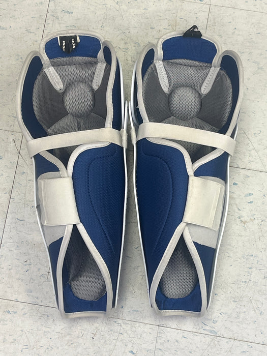 Used Bauer Nexus Classic 15" Shin Pads