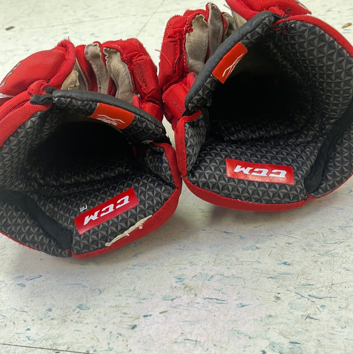 Used CCM FT4 10” Player Gloves