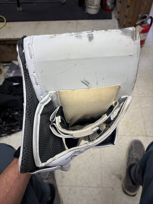 Used Bauer GSX Intermediate Catcher and Blocker Set