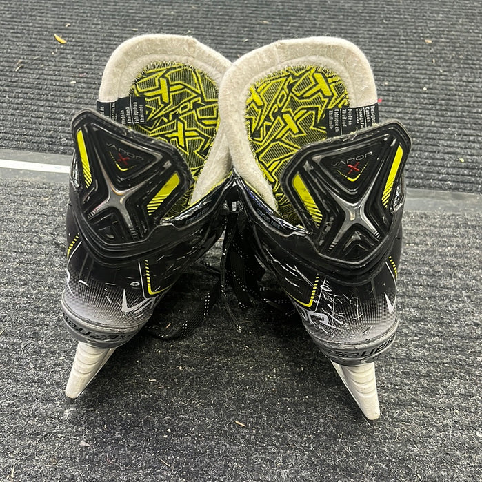 Used Bauer Vapor 3X Size 2.5 Player Skates