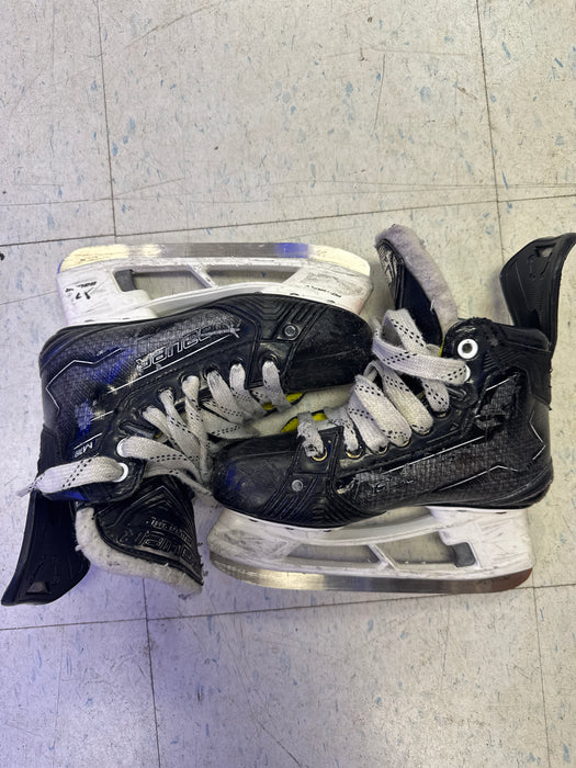 Used Bauer Supreme M50 Pro Skates Size 2.5D