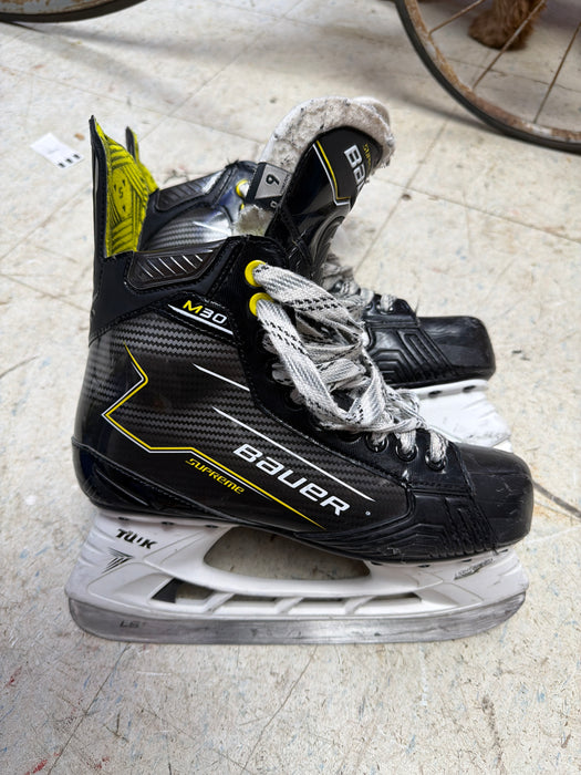 Used Bauer Supreme M30 Size 6.0D Skates