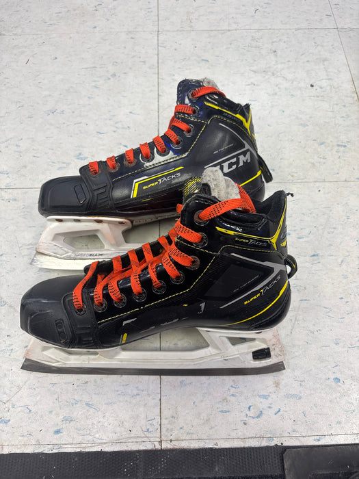 Used CCM SuperTacks 9380 Goalie Skates Size 5.5