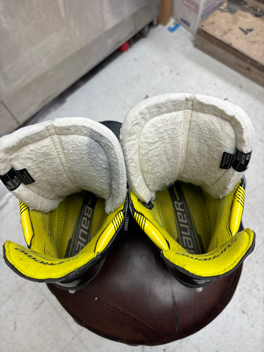 Used Bauer Supreme M4 Size 6.0 Fit 3 Intermediate Skates