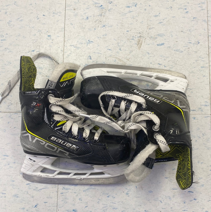Used Bauer Vapor 3x Youth 12.5 Skates