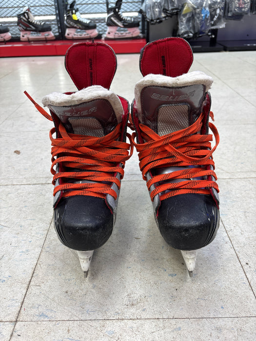Used Bauer Vapor X4.0 Size 4.5 D Skates