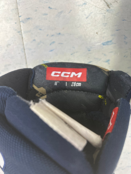 Used CCM Tacks AS580 Player Gloves