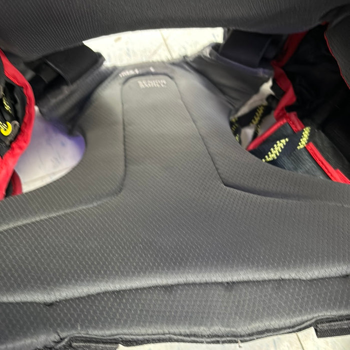 Used Bauer Vapor 2x Pro Senior Small Chest Protector