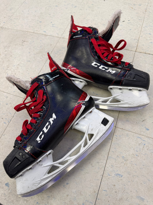 Used CCM FT475 Skates 6.0D