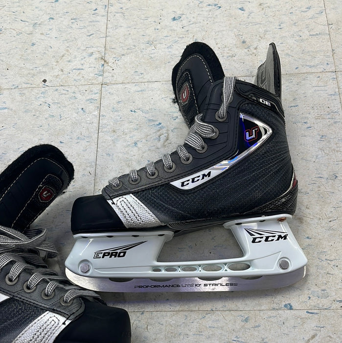 Used CCM U+ 08 2.5D Player Skates