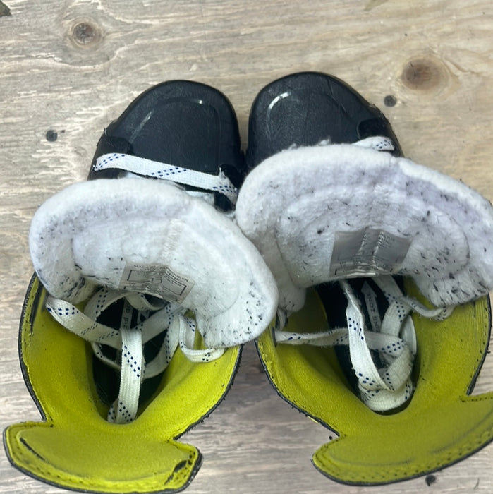 Used CCM SuperTacks 9380 Size 11 Youth Skates