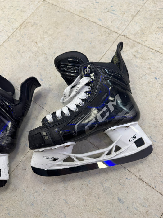 Used CCM Tacks XF PRO Skates 3.0D