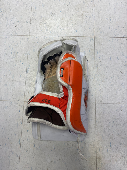 Used Vaughn Pro XR Carbon V7 Goal Blocker Senior