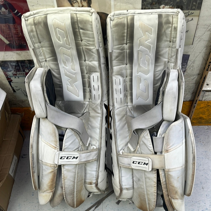 Used CCM EFlex 5.9 34+1 Goal Pads