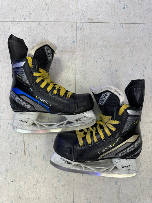 Used CCM Tacks AS580 13D Player Skates