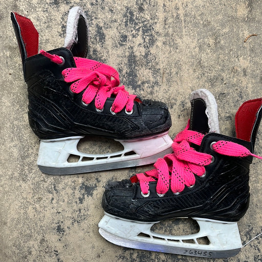 Used Bauer Vapor X300 11Y Player Skates