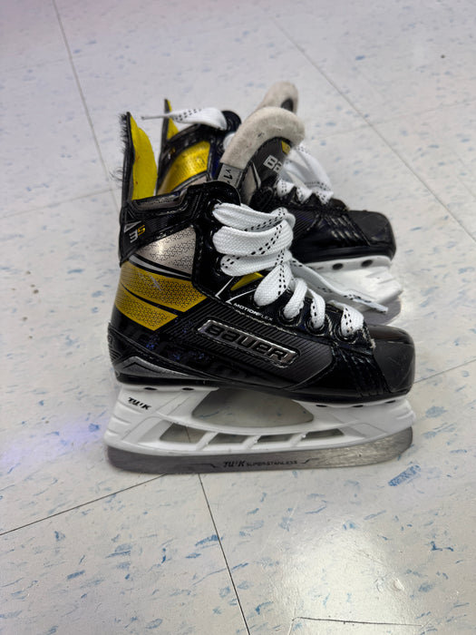 Used Bauer Supreme 3S Skates Youth 11.0