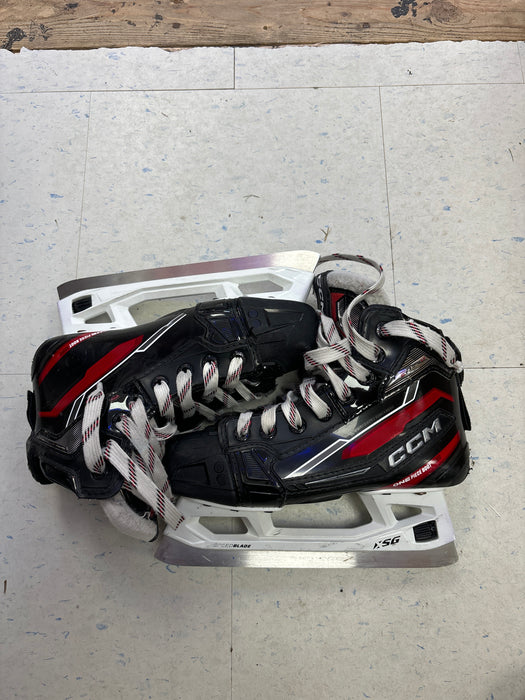 Used CCM EFlex 6.9 Size 2.5 Skates