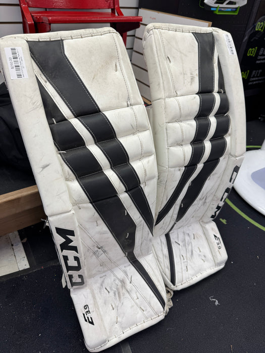 Used CCM E3.9 Goalie Leg Pads 33"+1"