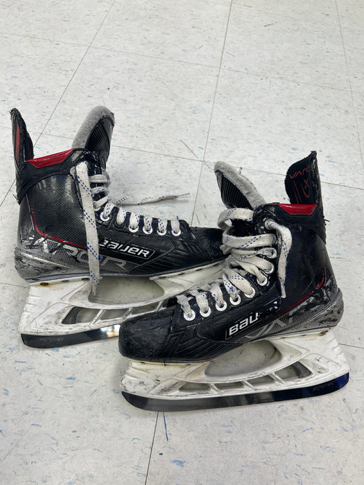 Used Bauer Vapor 3X Senior Player Skates 7.5 Fit 1