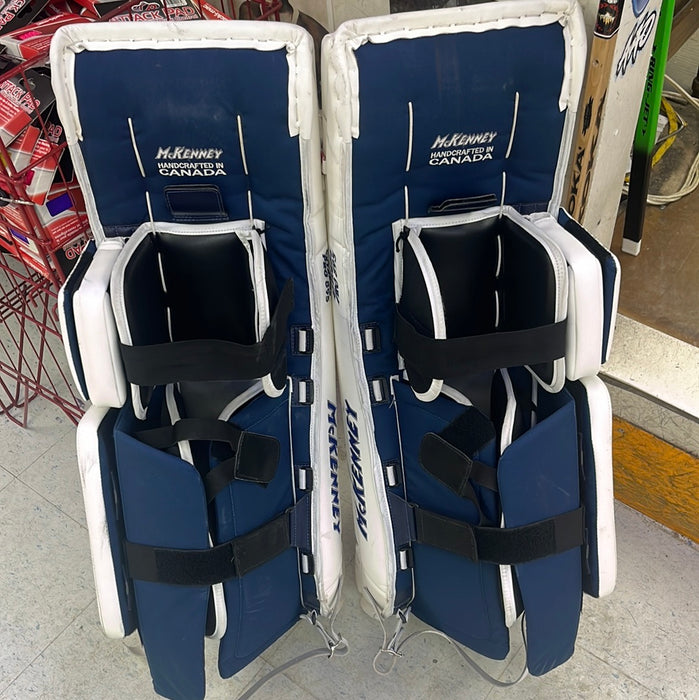 Used McKenney Extreme Pro 895 34+2 Goal Pads