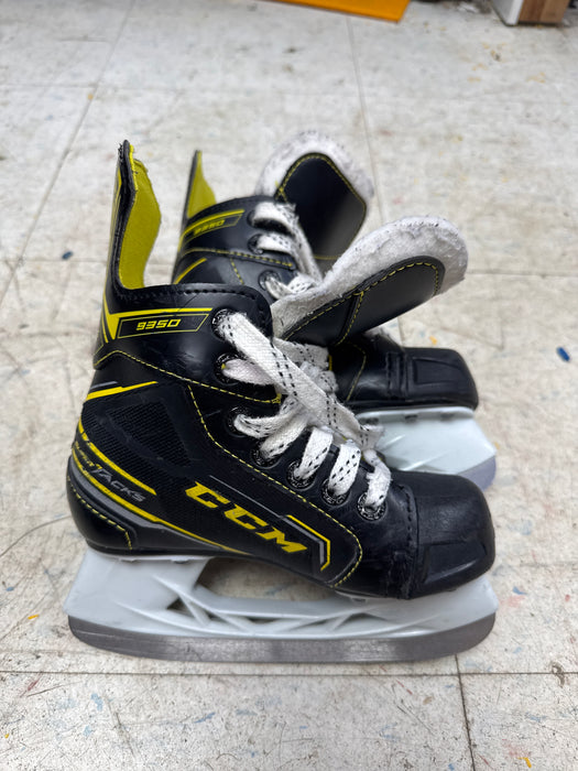 Used CCM Super Tacks 9350 Skates Youth 11.0D