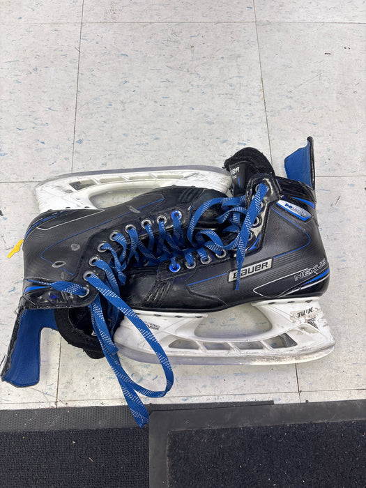 Used Bauer Nexus N2700 Size 6.0EE Skates