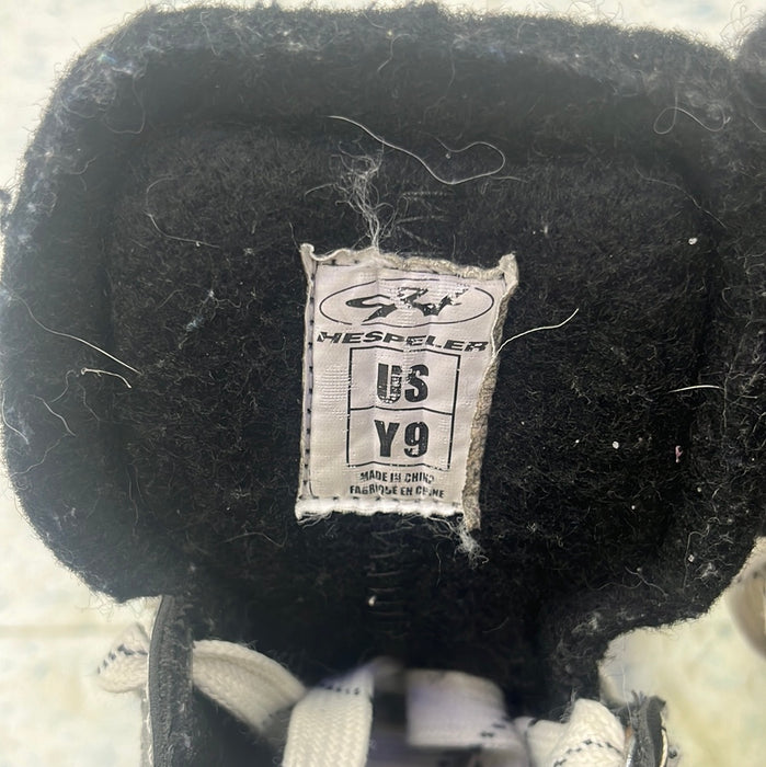 Used Hespeler Rogue Size 9 Youth Player Skates