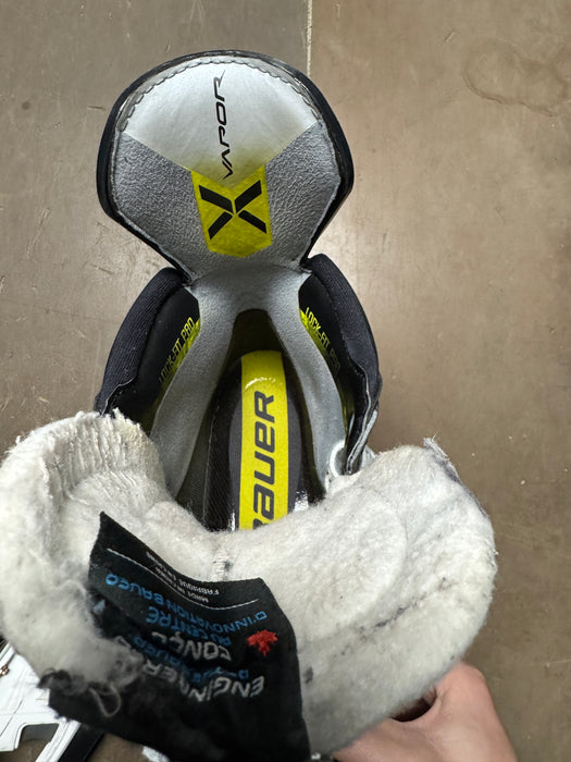 Used Bauer Hyperlite2 Pro Stock AHL Skates 9.5