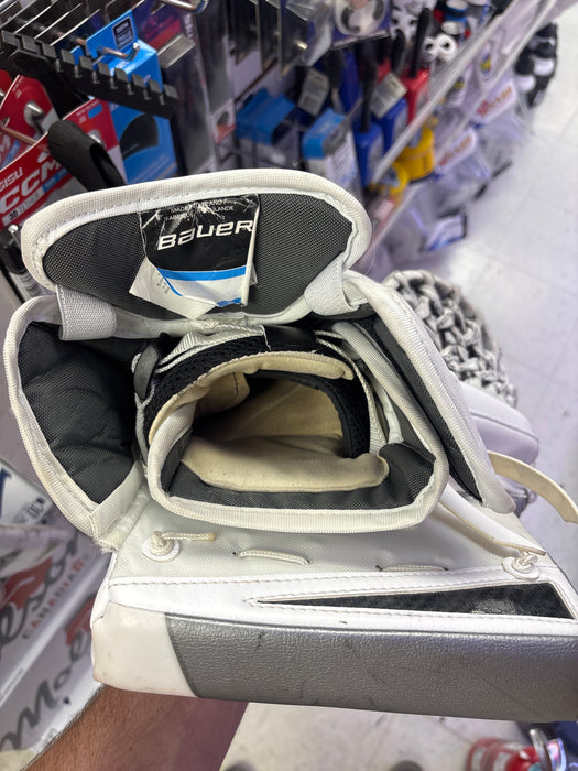 Used Bauer Vapor Hyperlite 2 Senior and Blocker Set